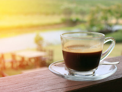 5 τρόποι να ενισχύσετε τον καφέ σας με βιταμίνες και αντιοξειδωτικά