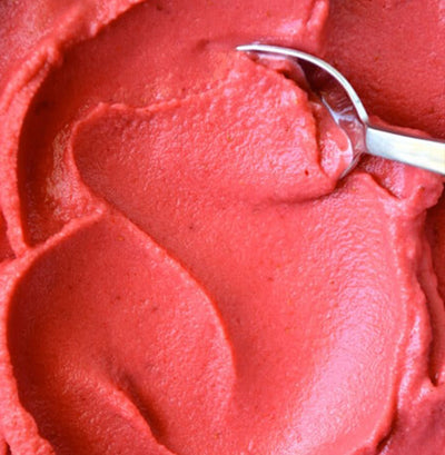 Υγιεινό frozen yogurt με φράουλα