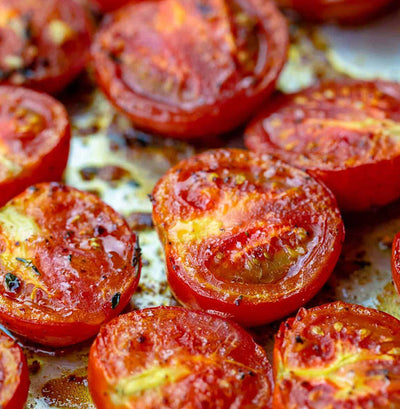 Μεσογειακή συνταγή για ψητές ντομάτες στο φούρνο